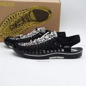 NEW KEEN UNEEK x T.H.C. Strappy Sandals Men's 1030574 Black Raven Paisley